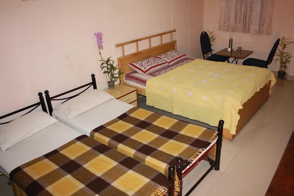 Minerva Residency Hotel Bengaluru Szoba fotó