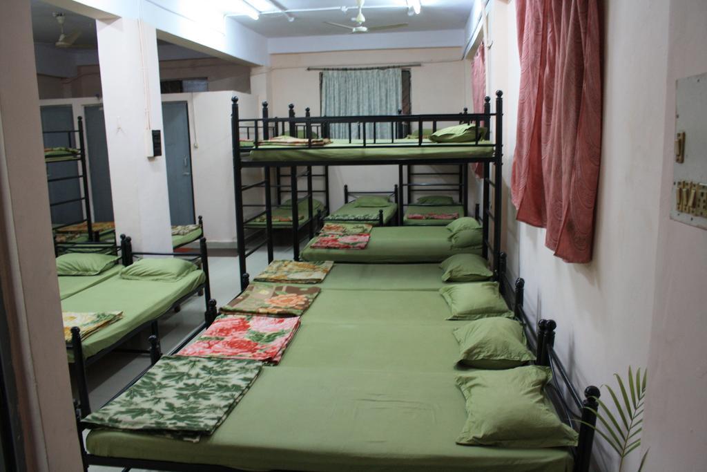 Minerva Residency Hotel Bengaluru Szoba fotó
